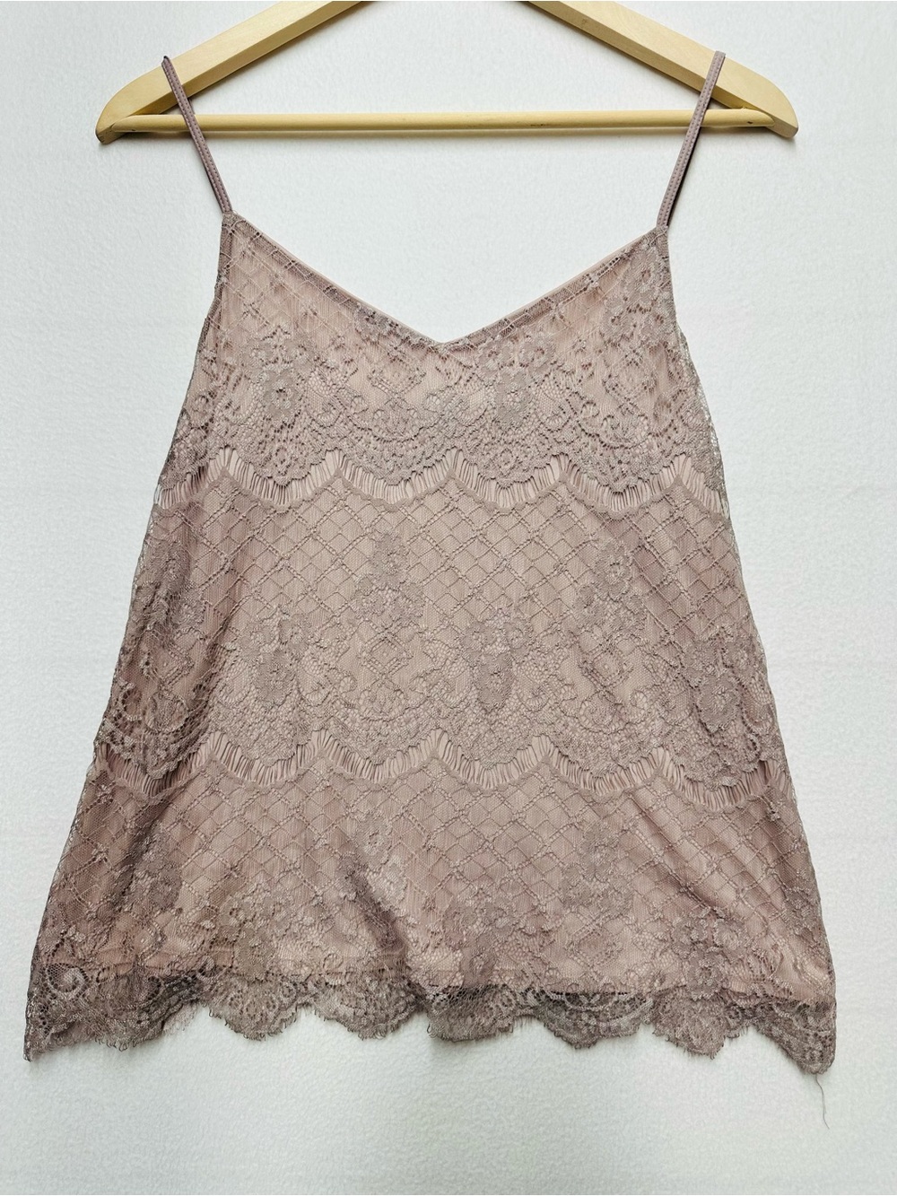 Maurices Women’s Small Lace Camisole – Dusty Pink – P2P 17”